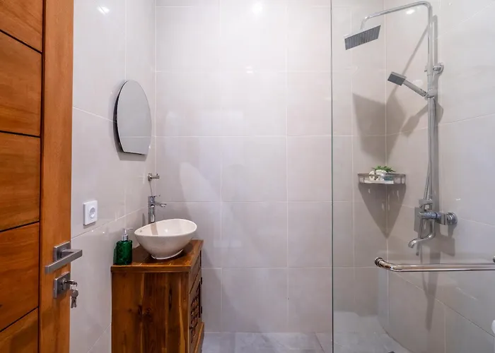 Standart Bed & Breakfast Sanur